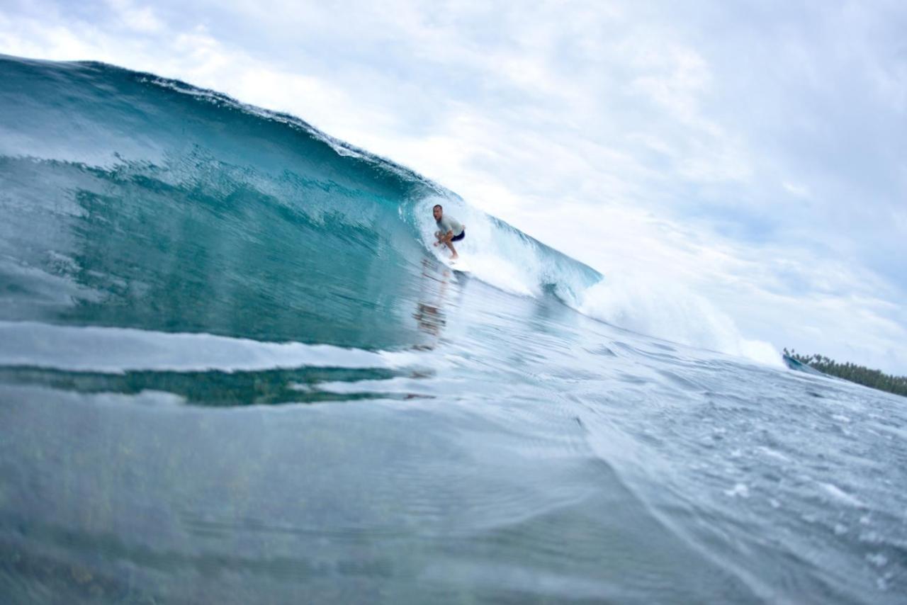 Simeulue Surflodges Lasikin Luaran gambar